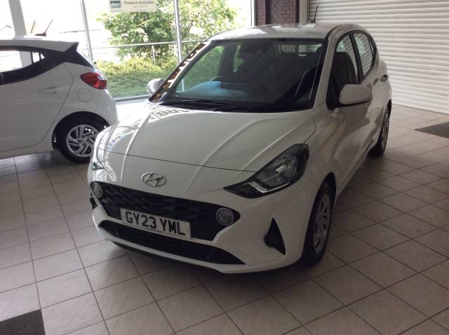 Hyundai i10 1.0 MPi SE 5dr Hatchback Petrol White