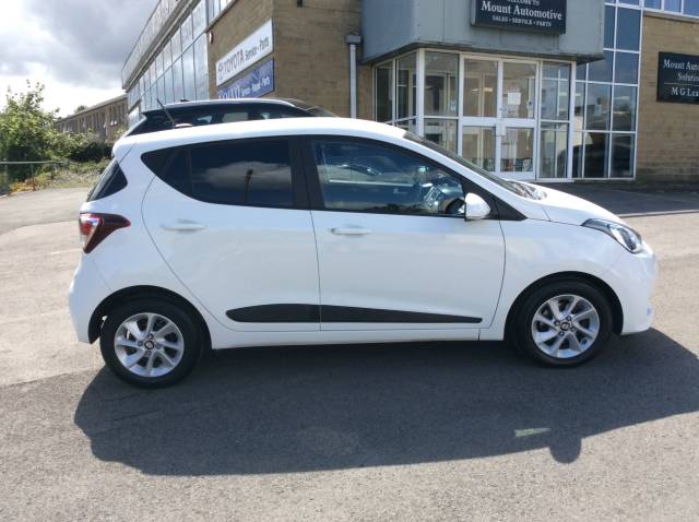 2017 Hyundai i10 1.0 Premium 5dr